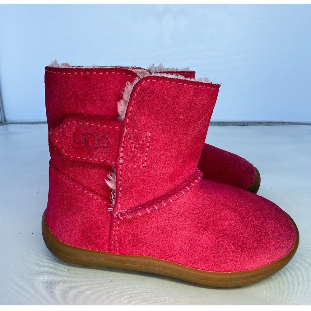 UGG Keelan Pink Suede Sheepskin Lined Boots 8T
